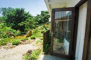 Ba Khan Village Resort