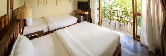 Ba Khan Village Resort