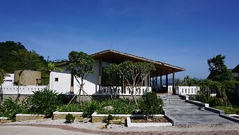 Ba Khan Village Resort