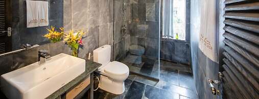 Ba Khan Village Resort