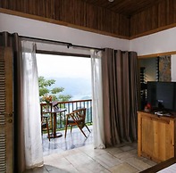 Ba Khan Village Resort