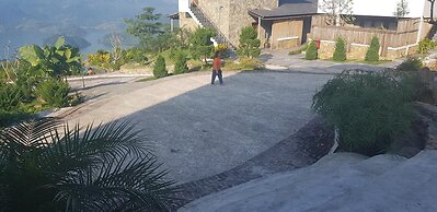 Ba Khan Village Resort