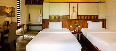 Ba Khan Village Resort