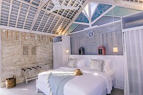 The Shacks at Sandy Bay