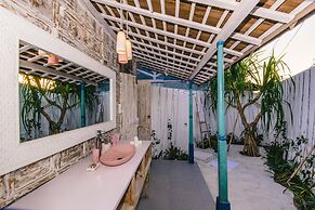 The Shacks at Sandy Bay