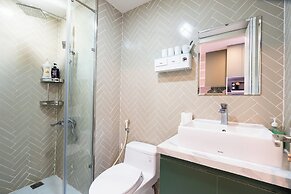 KYN Apartment Rivergate Residence