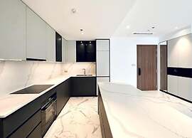 KYN Apartment Rivergate Residence