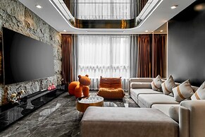 KYN Apartment Rivergate Residence