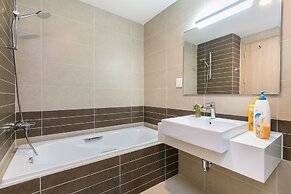 KYN Apartment Rivergate Residence