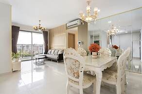 KYN Apartment Rivergate Residence