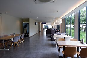 Canalis Suvarnabhumi Airport Hotel