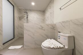 Canalis Suvarnabhumi Airport Hotel