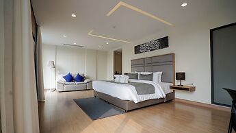 Canalis Suvarnabhumi Airport Hotel