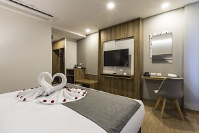 Canalis Suvarnabhumi Airport Hotel