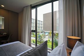 Canalis Suvarnabhumi Airport Hotel