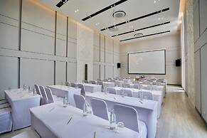 Canalis Suvarnabhumi Airport Hotel