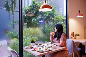 Canalis Suvarnabhumi Airport Hotel