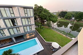 Canalis Suvarnabhumi Airport Hotel