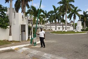 Seacastles Apartments