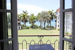 Seacastles Apartments