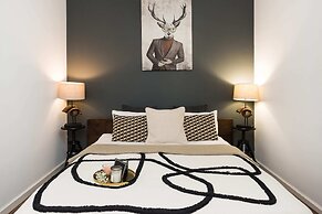 Queen Studio - LoftAffair