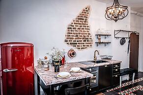 Queen Studio - LoftAffair