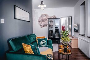 Queen Studio - LoftAffair