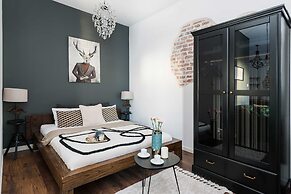 Queen Studio - LoftAffair