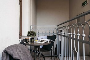 Queen Studio - LoftAffair