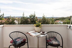 Apartment Lucija 2 with unique details