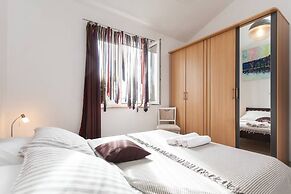 Apartment Lucija 2 with unique details