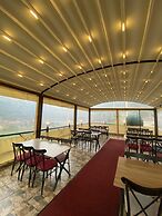 Grand Ozturk Uzungol