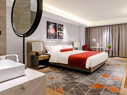 Floral Hotel Tian Cheng Airport