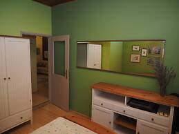 Comfortable Nena Apartment with Nice View