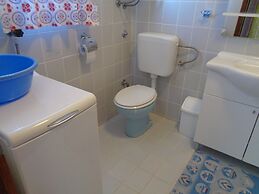 Gorgeous Tone Apartment