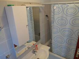 Gorgeous Tone Apartment