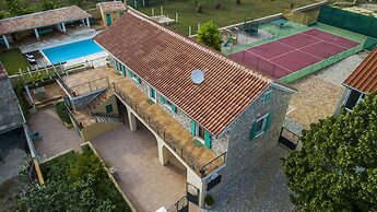 Stunning Villa Bozini Dvori