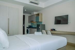 Modern and Cozy Studio Menteng Park Apartment