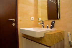 Tranquil Studio Apartment at Menteng Park