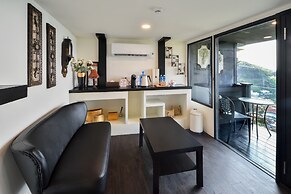 Windsor's Sunlight Han-Guan