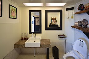 Windsor's Sunlight Han-Guan