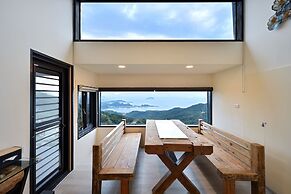 Windsor's Sunlight Han-Guan