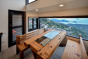 Windsor's Sunlight Han-Guan