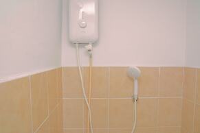 Green Bay Pluit Studio Apartment with 2 Single Beds