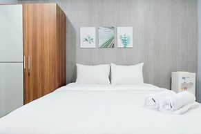 Sea View Studio Apartment at Green Bay Pluit