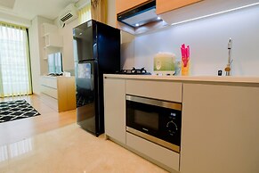 Monas View Studio Apartment at Capitol Suites