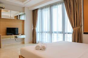 Spacious Studio Room at Capitol Suites Apartment