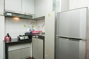 2BR near Toll Soeta Airport at City Park Apartment