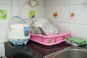 2BR near Toll Soeta Airport at City Park Apartment