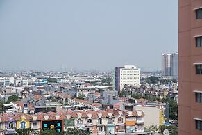 2BR at City Resort Apartment near Airport Soetta